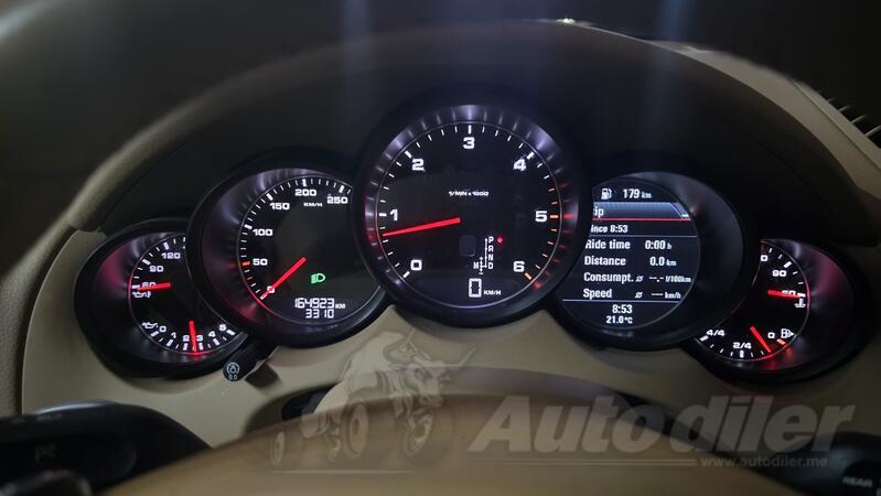 Porsche - Cayenne - 3.0 D