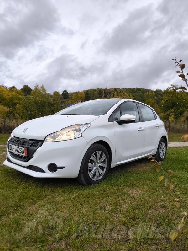 Peugeot - 208 - 1,2
