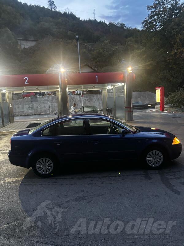Volkswagen - Passat - 1.9