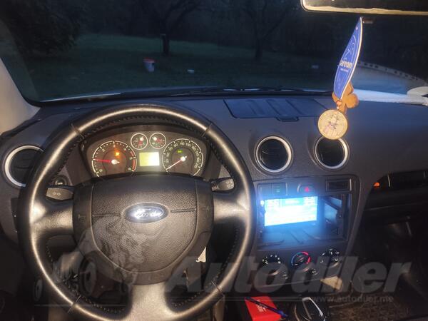 Ford - Fusion - 1,4