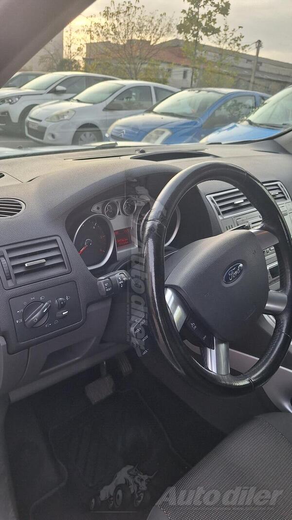 Ford - Kuga - 2.0