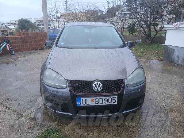 Volkswagen - Golf 5 - 2.0 fsi