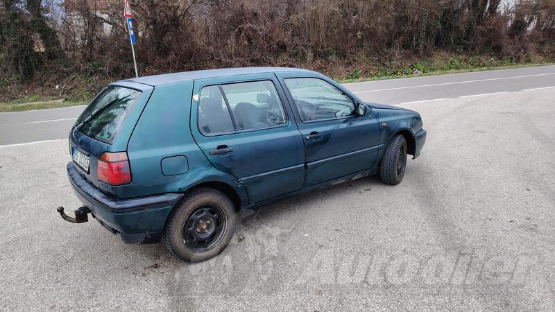 Volkswagen - Golf 3 - 1.8