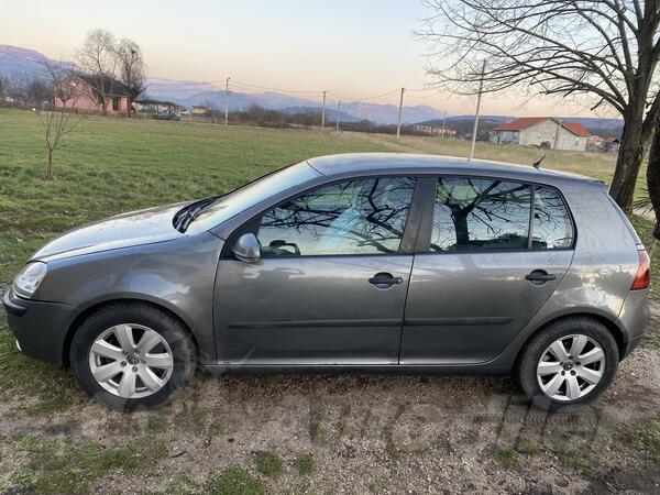 Volkswagen - Golf 5 - 1.9