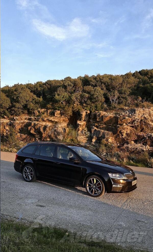 Škoda - Octavia - 2.0 WRS