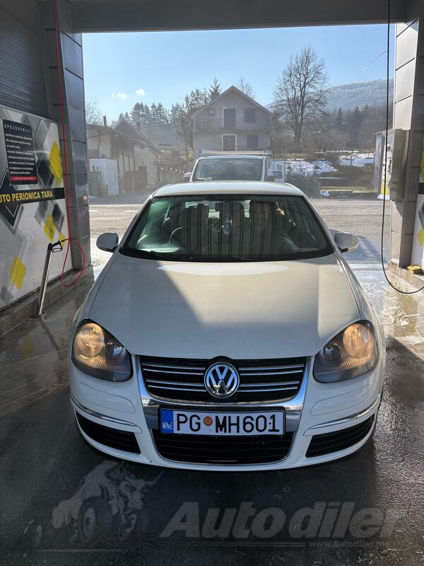 Volkswagen - Jetta - 1.9TDI