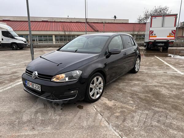 Volkswagen - Golf 7 - 1.4 tsi 103kw