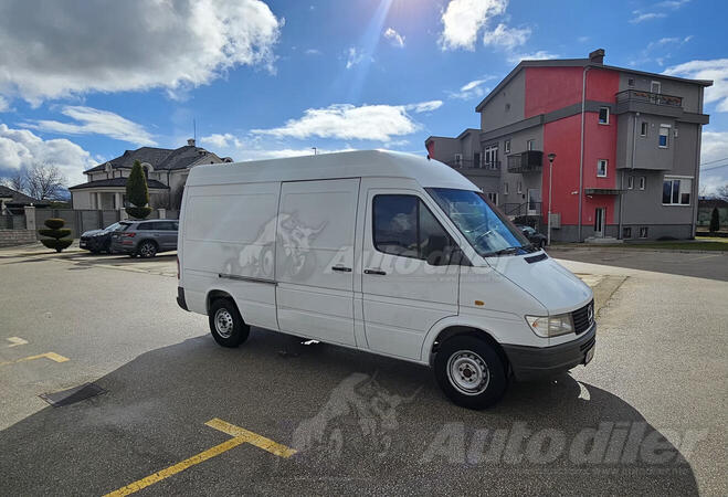 Mercedes Benz - Sprinter 312