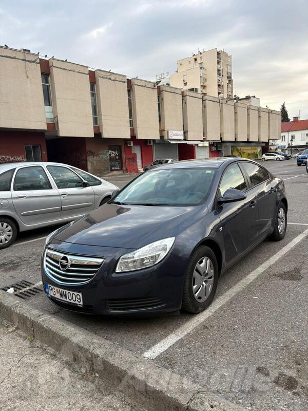 Opel - Insignia - 1,6 BENZIN