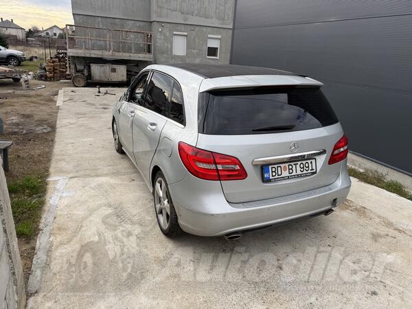 Mercedes Benz - B 200 - 200 Cdi