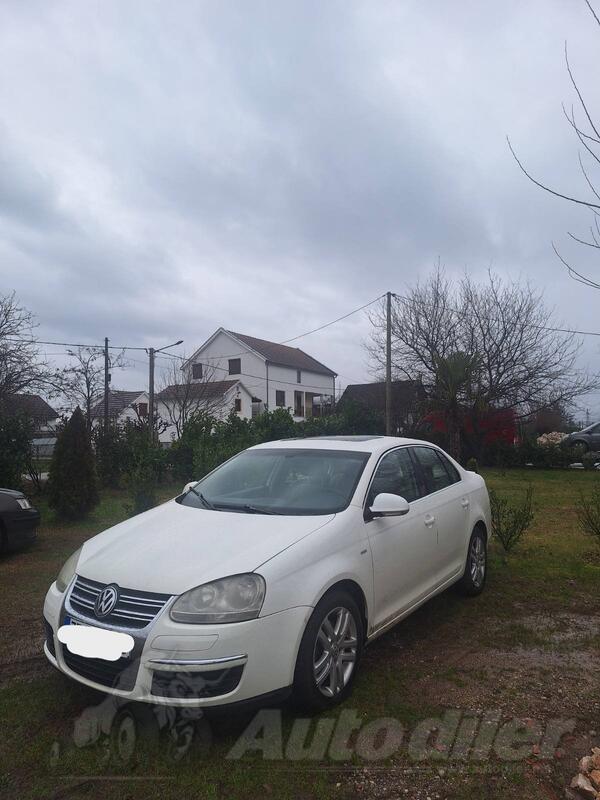 Volkswagen - Jetta - 1.9TDI