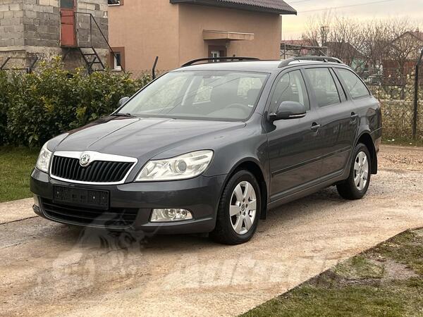 Škoda - Octavia - 1,6 77