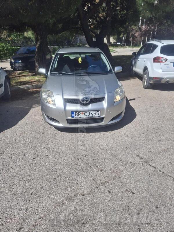 Toyota - Auris - 2.0d