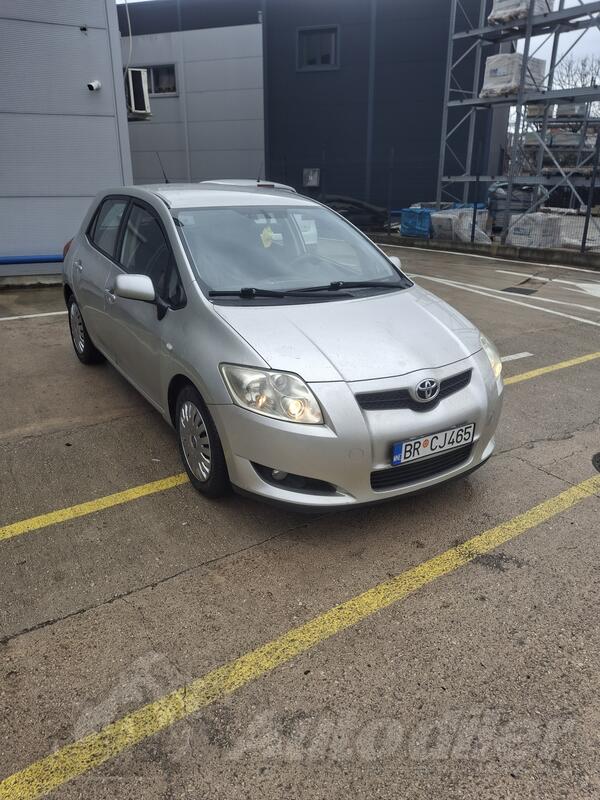 Toyota - Auris - 2.0d