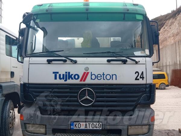 Mercedes Benz - Actros 3235