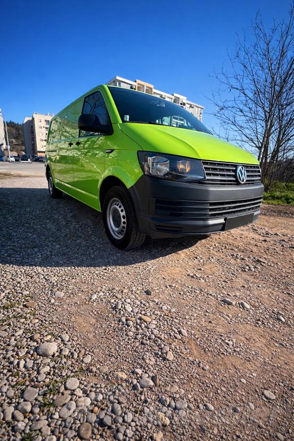 Volkswagen - T 6