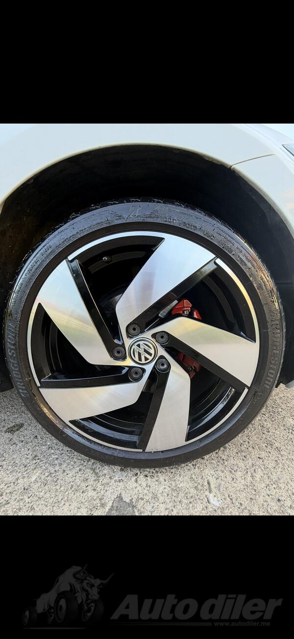 Fabričke felne i Brigistone gume