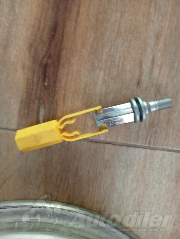 Radius Vijë për vrima 19 mm