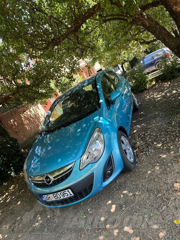 Opel - Corsa - 1.2 Benzin
