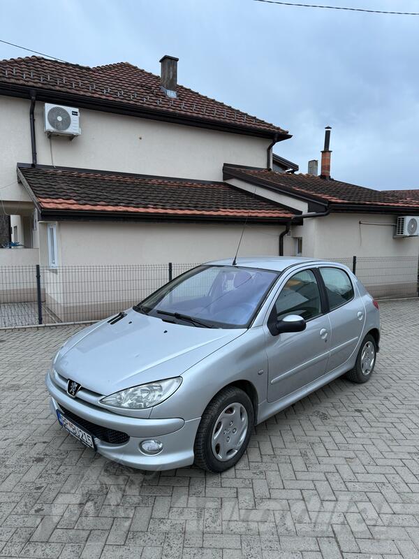 Peugeot - 206 - 1.4