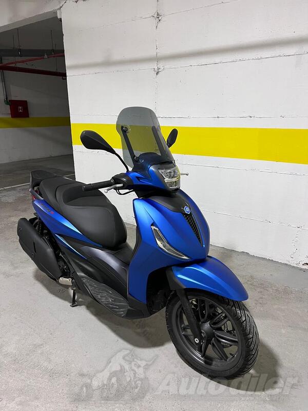 Piaggio - Beverly 400 HPE