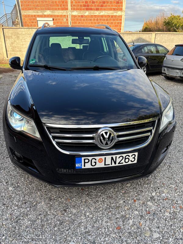 Volkswagen - Tiguan - 2,0 tdi