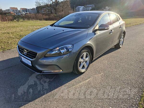 Volvo - V40 - 2.0 d