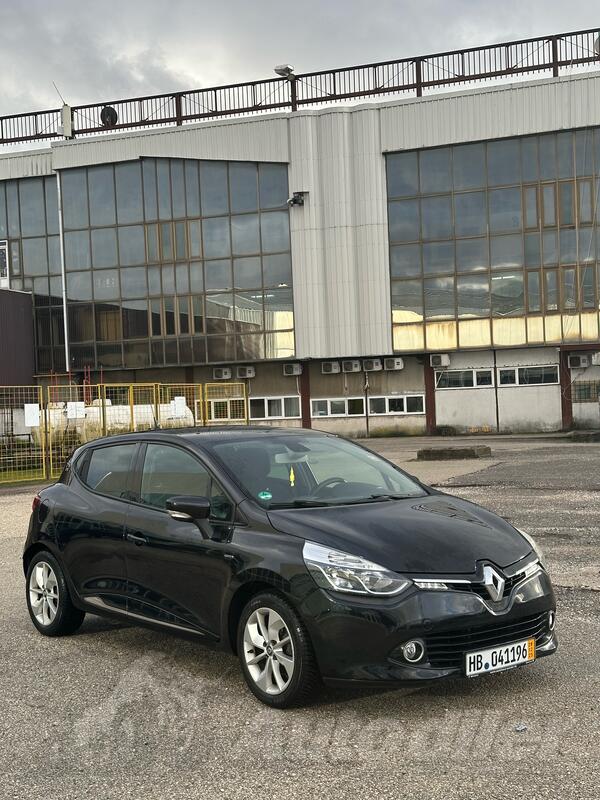 Renault - Clio - 1.5 DCI