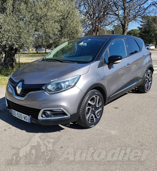 Renault - Captur - INTENS