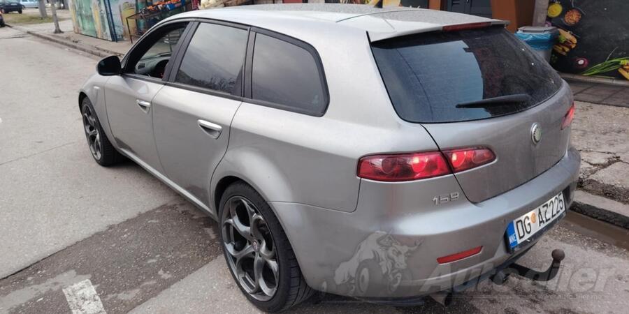 Alfa Romeo - 159 - 1.9 110kw
