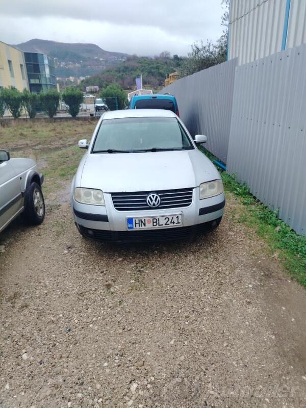 Volkswagen - Passat - 1 9 tdi