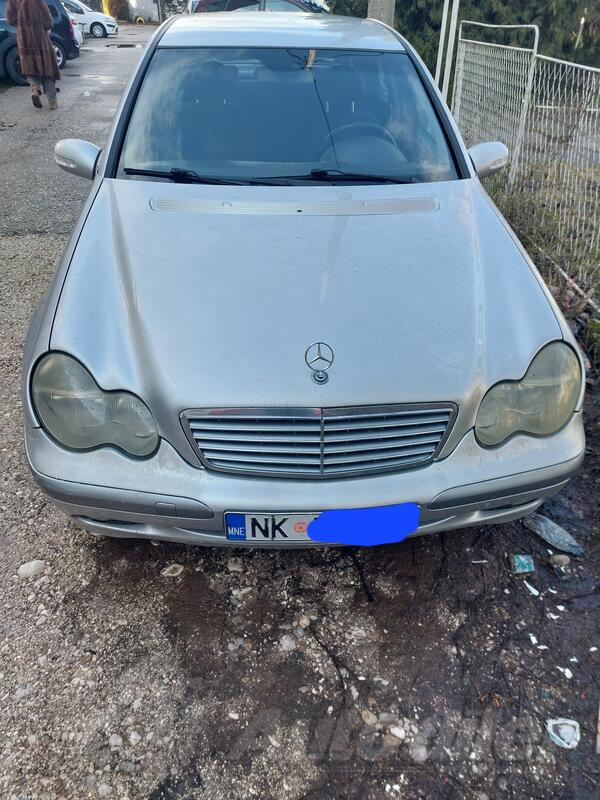 Mercedes Benz - C 200