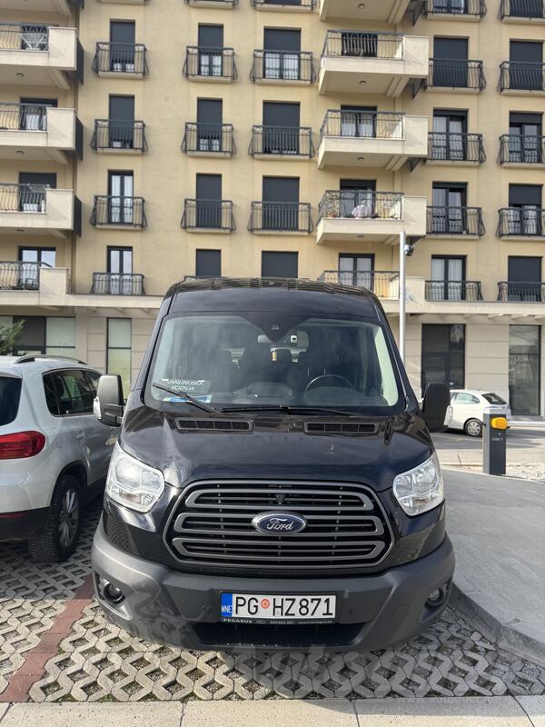 Ford - Transit Bus