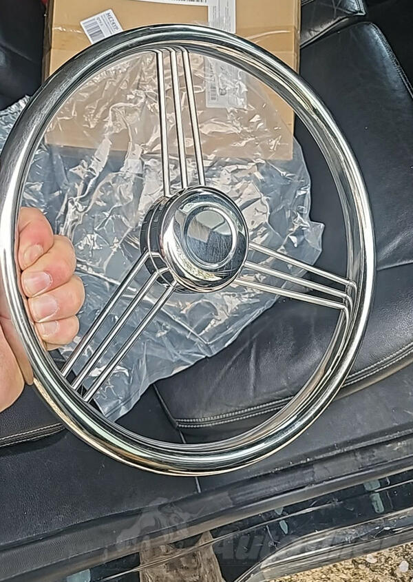 Kormilo i Volan za plovila