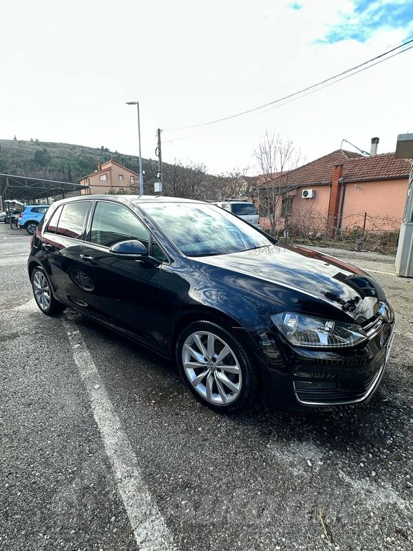 Volkswagen - Golf 7 - 16tdi