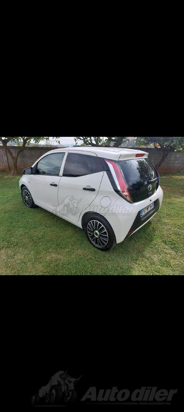Toyota - Aygo - 1.0 vvti+sekvent