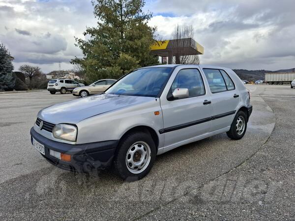 Volkswagen - Golf 3 - 1.4