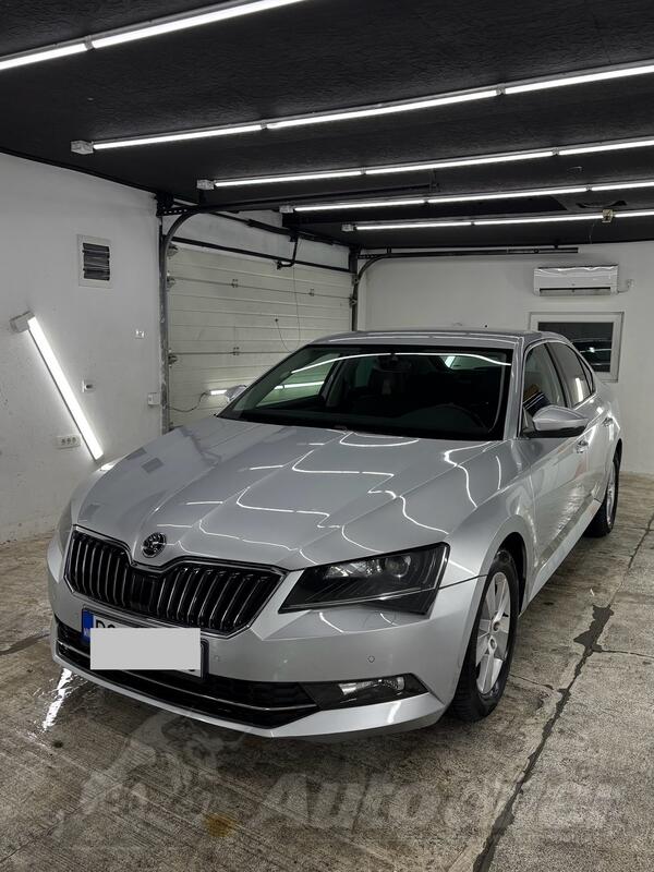Škoda - Superb - 1.6