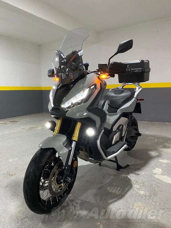 Honda - XADV