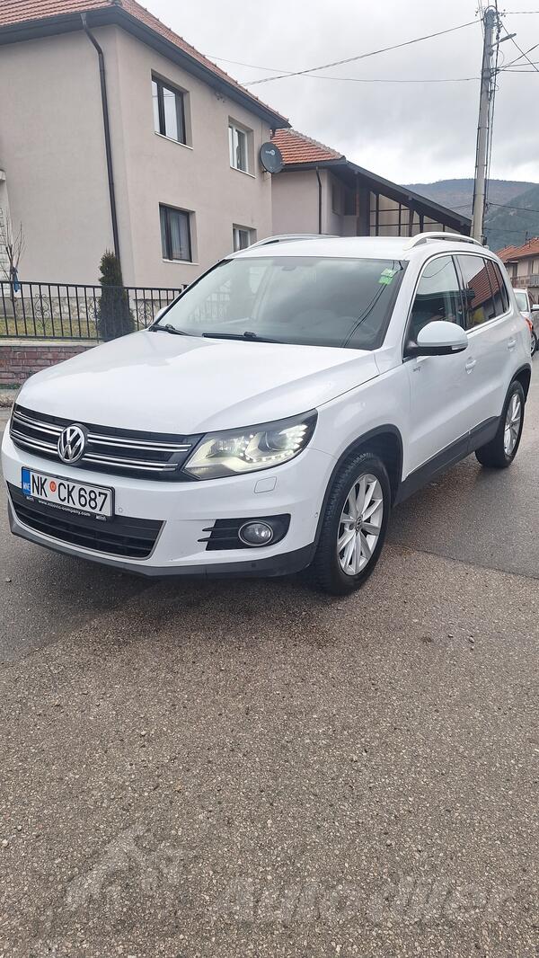 Volkswagen - Tiguan - 2.0 tdi