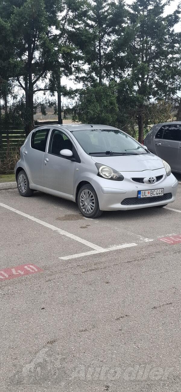 Toyota - Aygo - 1.o