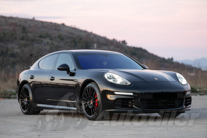 Porsche - Panamera - 4s