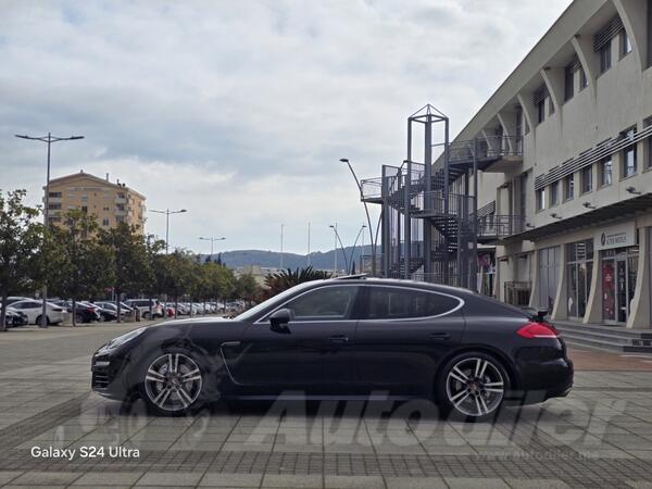 Porsche - Panamera - 3.0