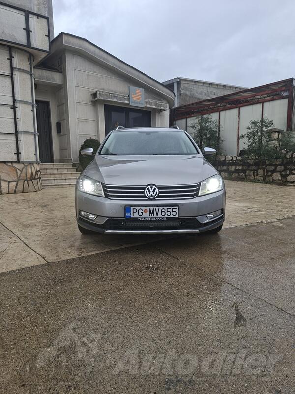 Volkswagen - Passat Alltrack - 2.0 tdi