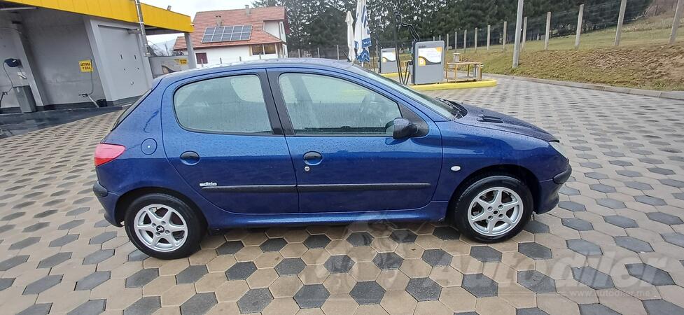 Peugeot - 206 - 2.0 Hdi