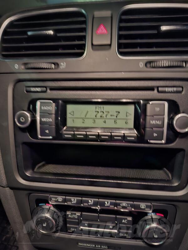 CD / DVD / MC / Radio Player