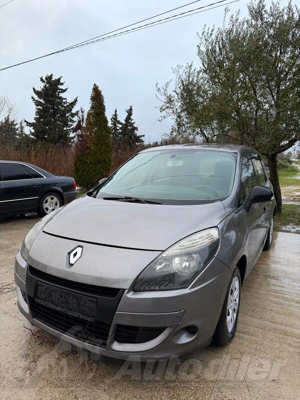 Renault - Scenic - 1.5 dci