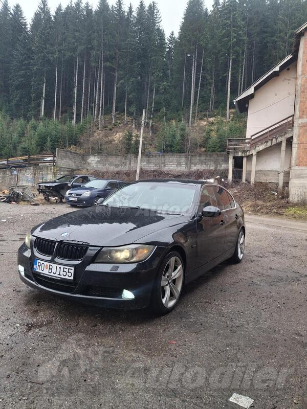 BMW - 330 - 3.0