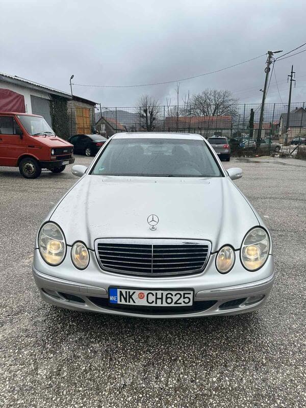 Mercedes Benz - E 220 - 2.2cdi