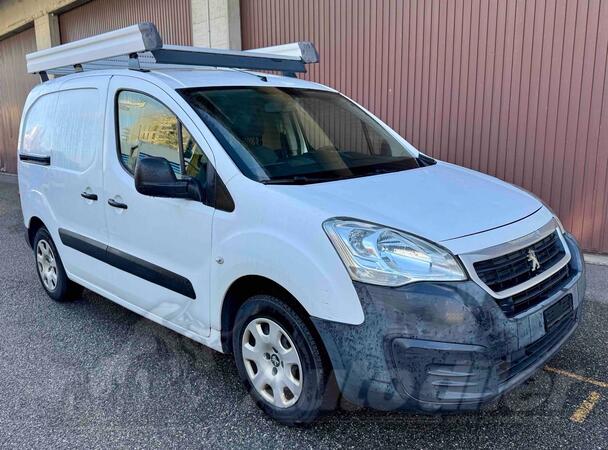 Peugeot - Partner - 1.6 VTi
